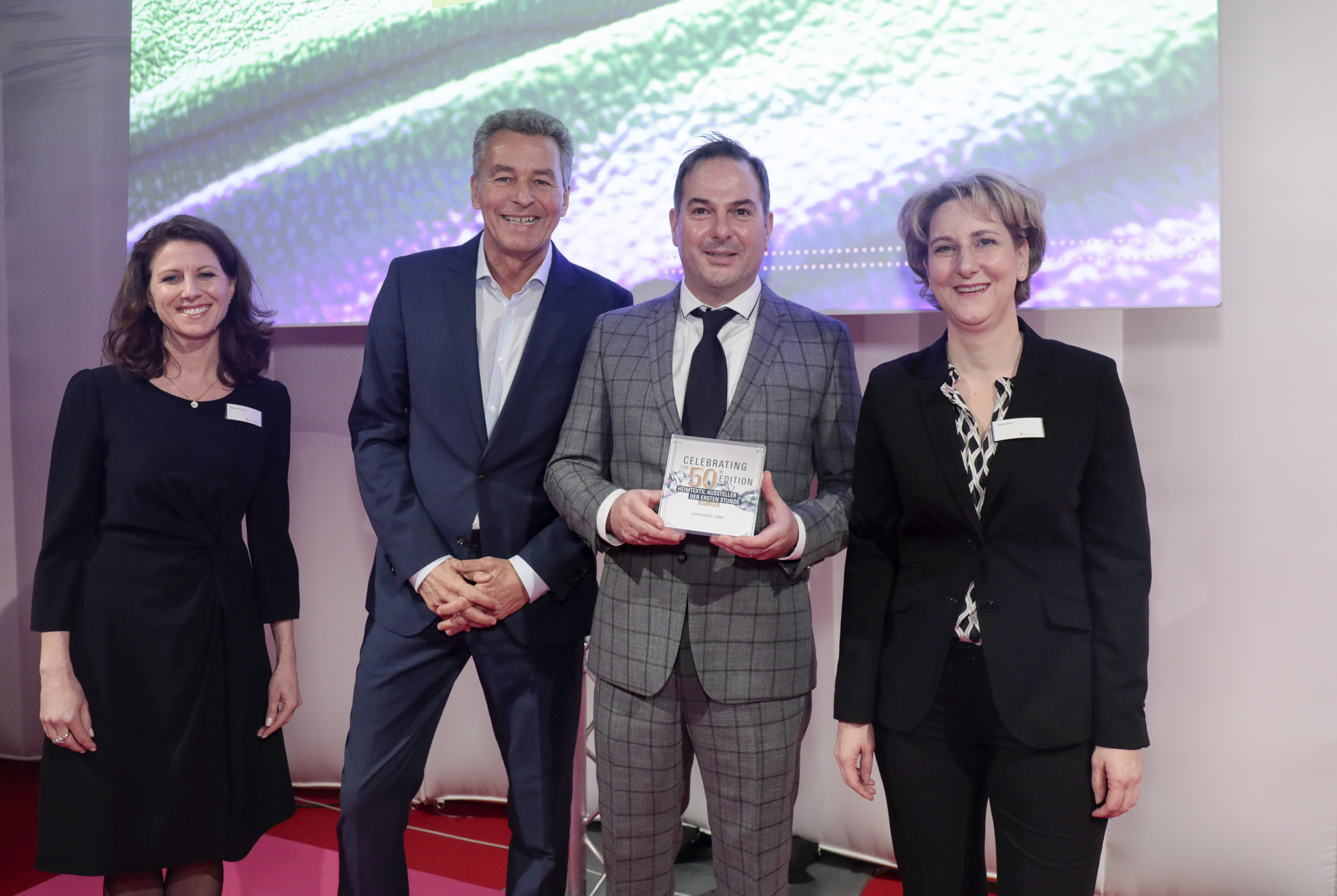 Awards ceremony for exhibitors from the very beginning / Adam Kaeppel GmbH